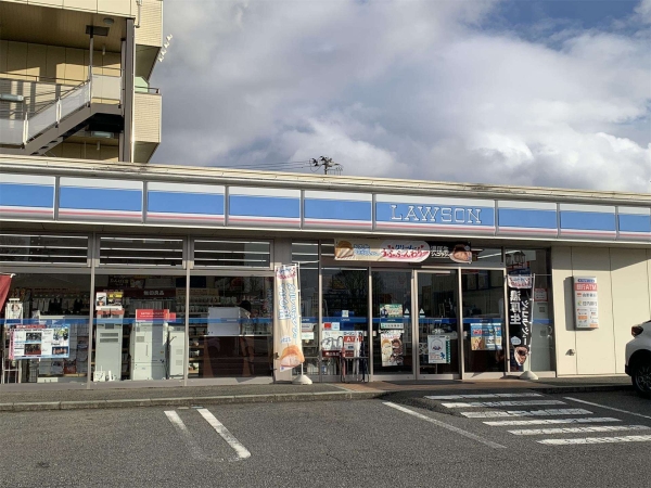 アーバンスイート(ローソン山形諏訪町店)