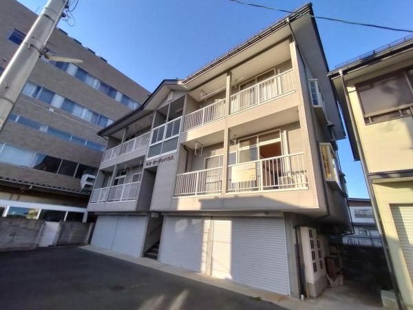 キヨ・ガーデンハウス