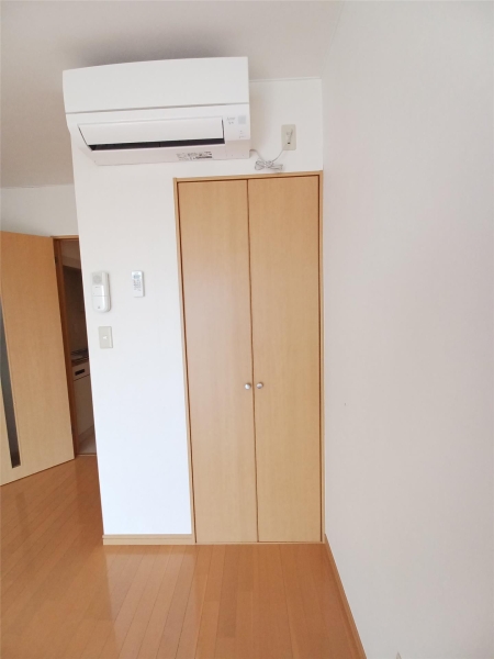 レインボーハウス七日町