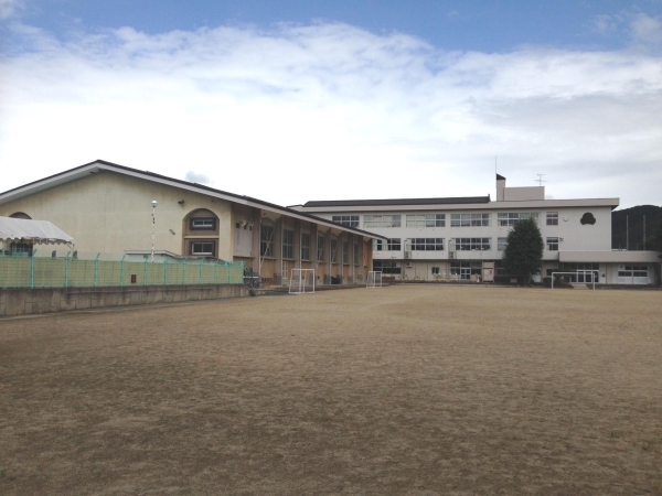 キヨ・ガーデンハウス(山形市立第五小学校)