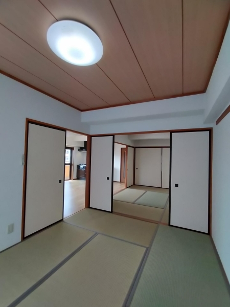 朝日プラザ本町