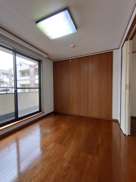 シャルム小白川Ｆ棟