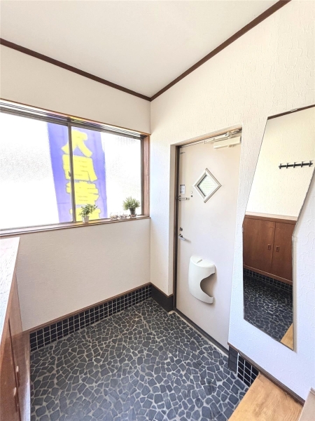 城西町3丁目貸家