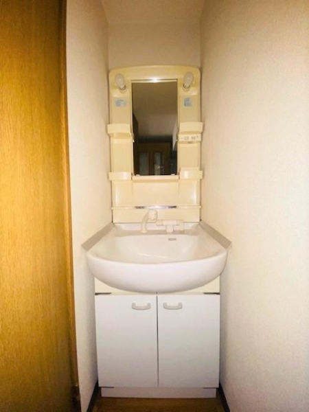 ベルナール東青田