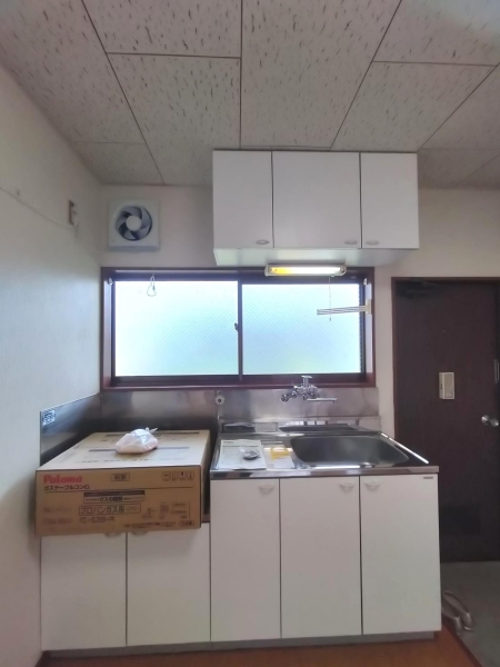 ベルゾーネ小白川B棟