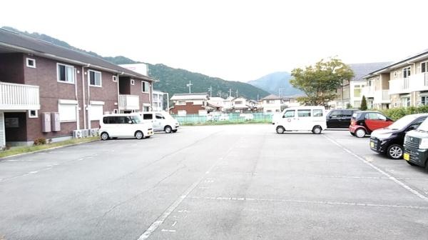 コンフォール・ヴィラ　Ｃ棟