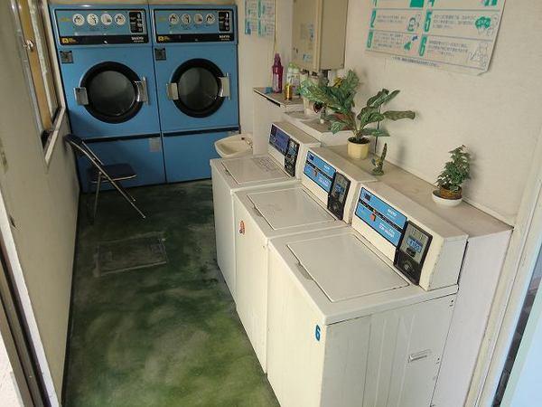 アパートメント二階