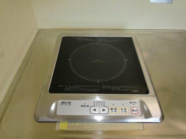 アパートメント二階