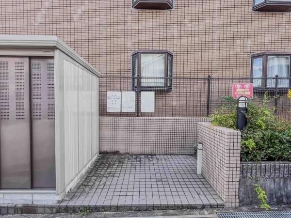 ドマーニ三田横山