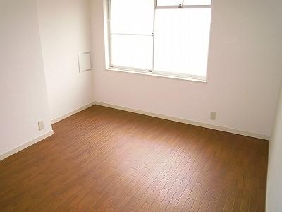 エステートピア藤原台　Ｂ棟