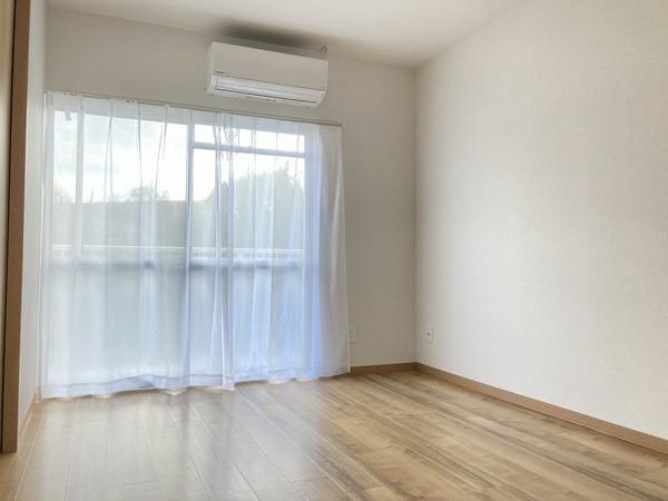 ハイツ芝(洋室)