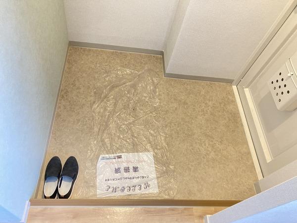 ハイツ芝(玄関)