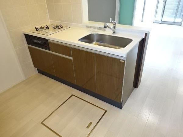 ＥＡＳＴ１３５.２２ＤＵＥ