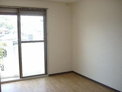 西浦ハイエリーナ