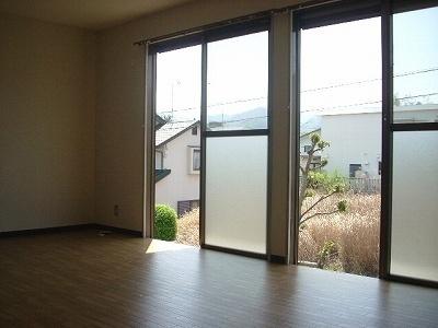 西浦ハイエリーナ