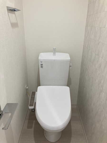 ＯＮＬＹ　ＯＮＥ　三田駅前