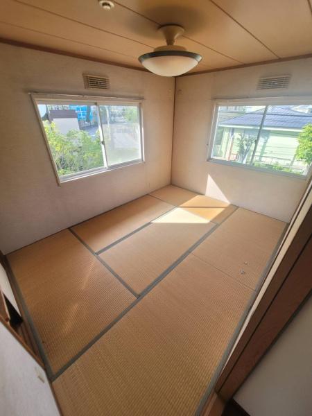 弥生が丘4丁目貸家
