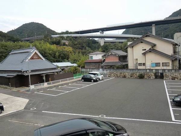 メゾンフォレスタ