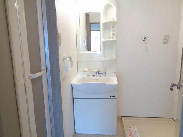 シュロスアリノ