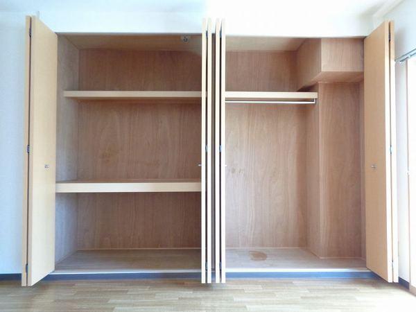 シュロスアリノ