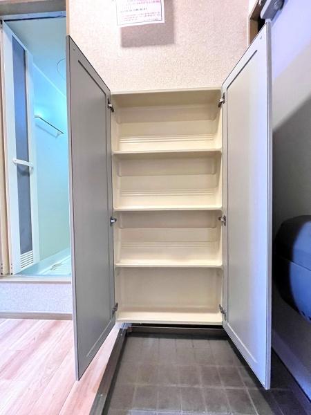 オリーブハウス(収納)