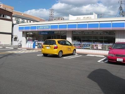 アシンメトリー三田(ローソン　三田中央町店)