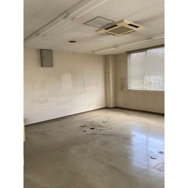 TOMINARIビル