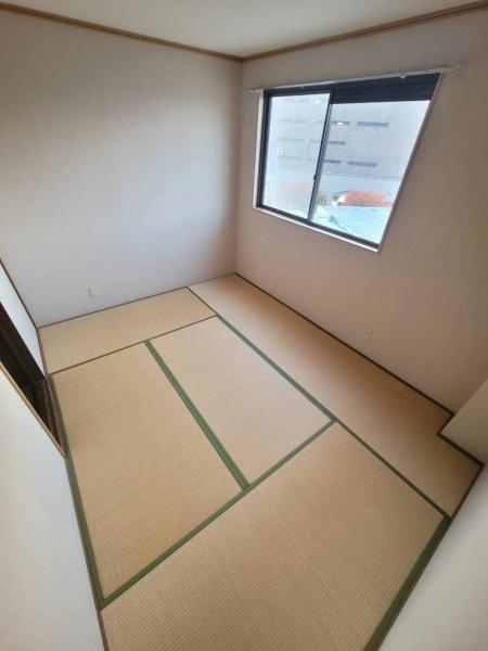 シオヤマビル