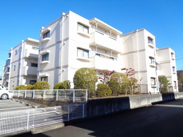 メゾンイワサカ