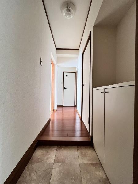 メゾンイワサカ