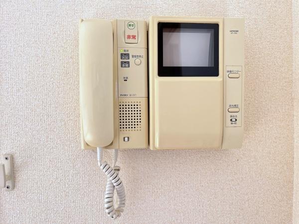 シャトーコエモン　F棟