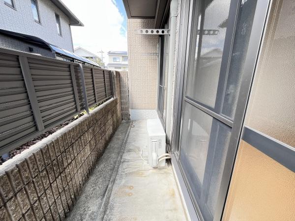 シャトーコエモン　F棟