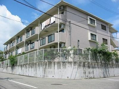サンシャイン西山