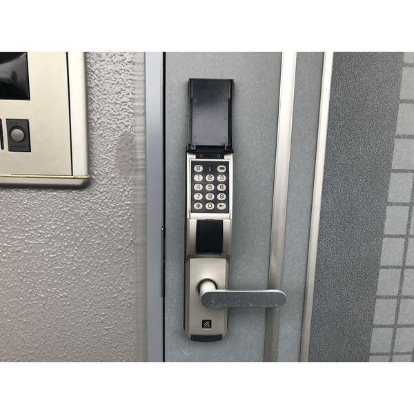 クラスト30