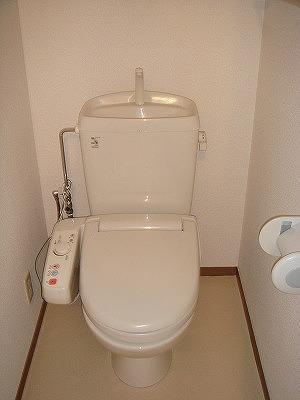 三輪アザレア