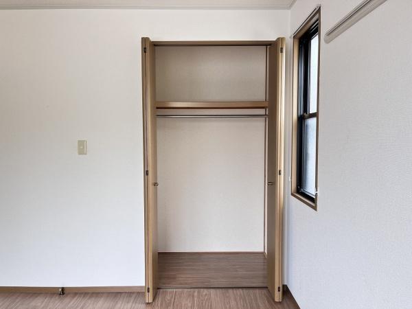 三輪アザレア