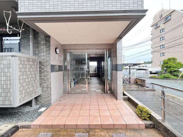 クラスト30