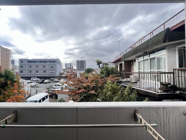 トミール・コート