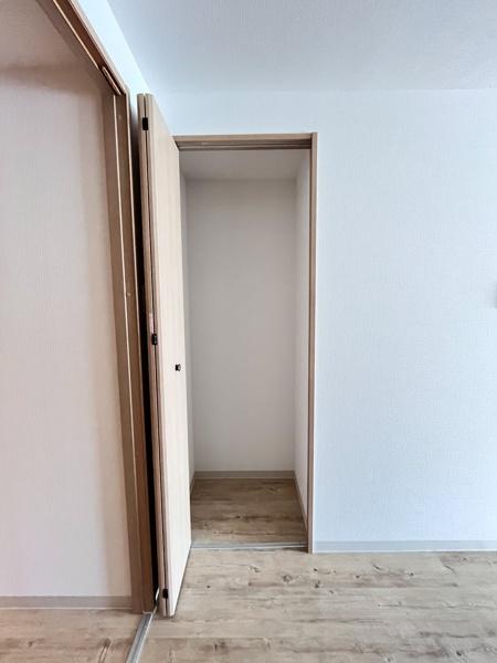 Alivio(アリビオ)三田駅前(収納)