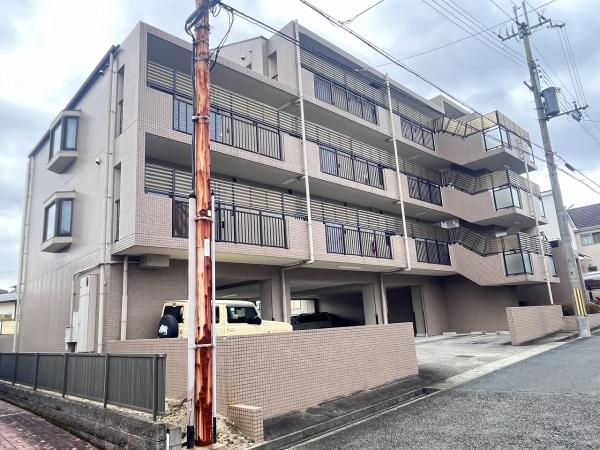 ロイヤルハイツ有野