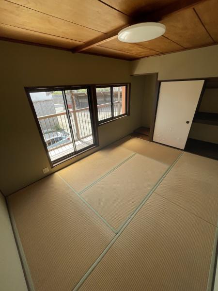 中央町貸家