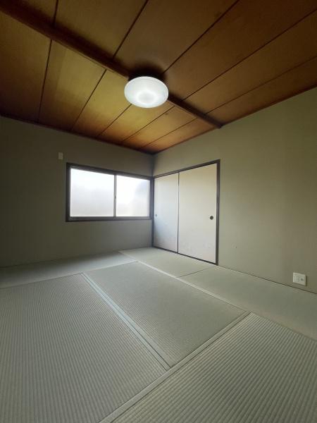 中央町貸家