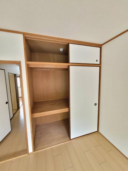 アシーネ三田天神(収納)