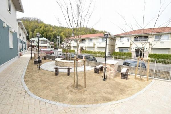 フルールドゥソレイユⅠ(エントランス)