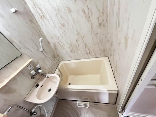 ファミーユ三田