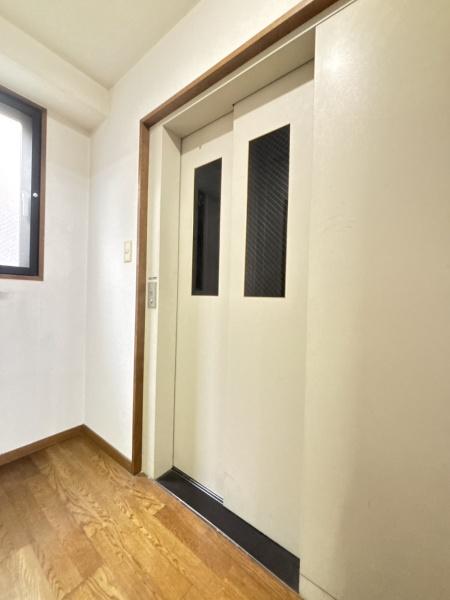 中央町　店舗事業所