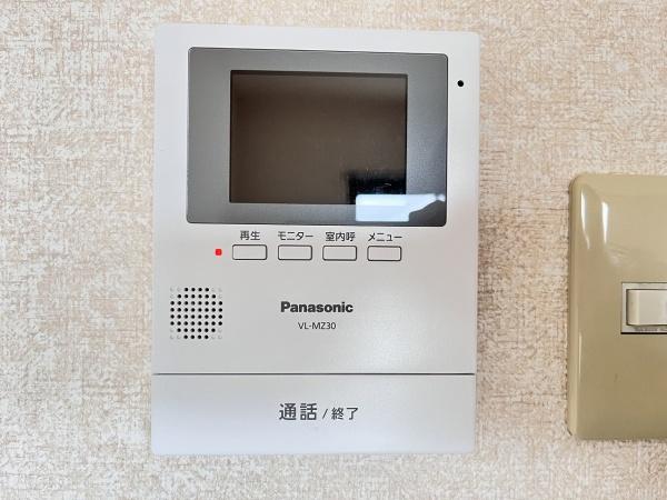 クレセント西山