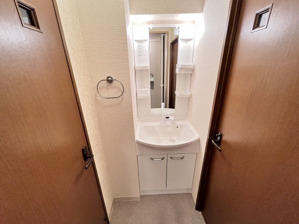 クレセント西山