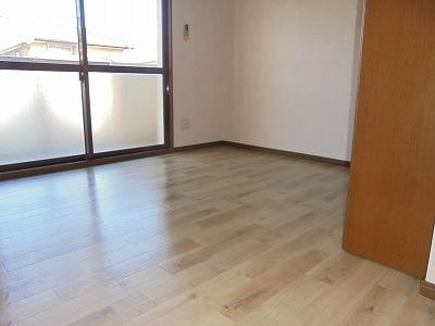 クレセント西山(洋室)