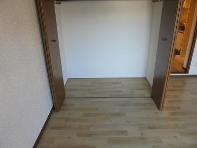 クレセント西山(収納)